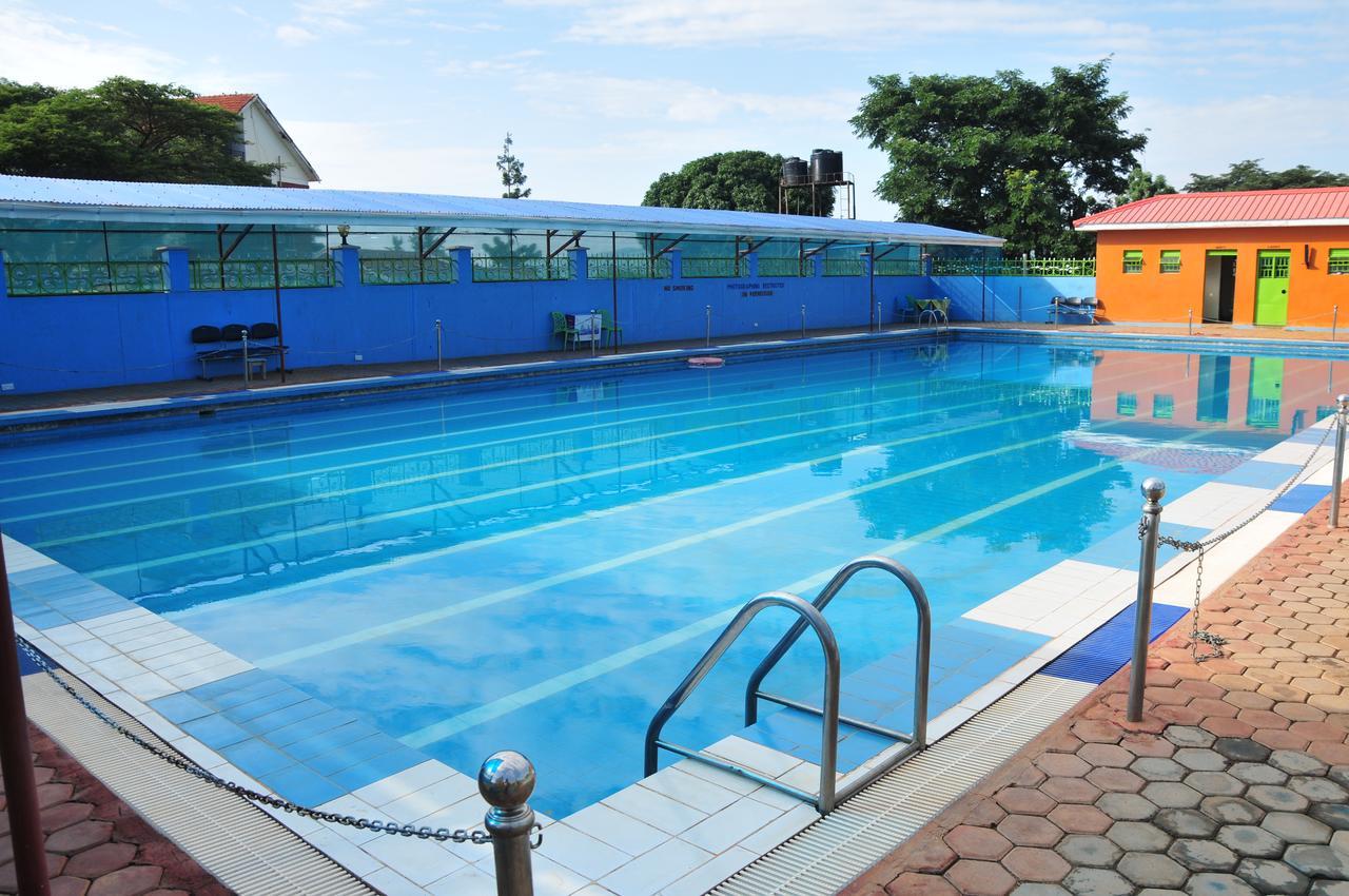 Country Inn Masindi Exterior foto